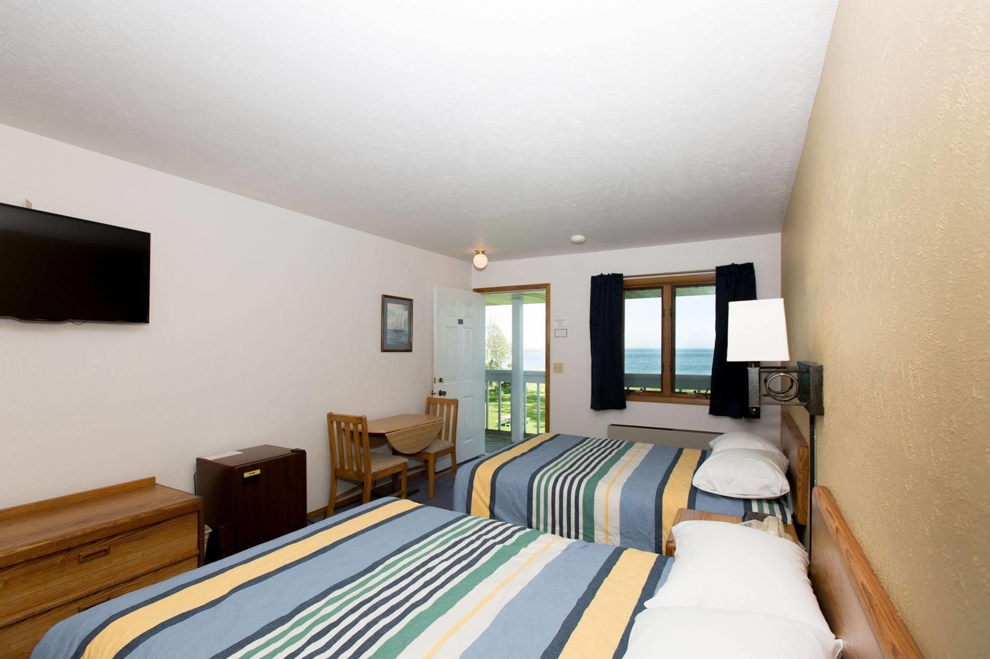 Square Rigger Lodge Jacksonport Ngoại thất bức ảnh
